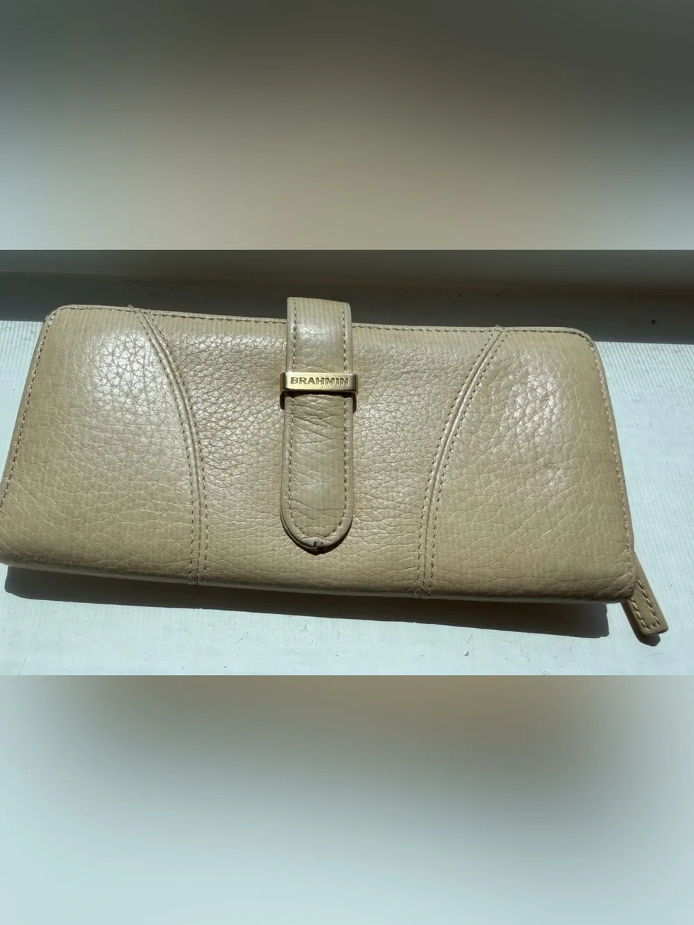 Brahmin wallet cream leather vintage extra clean